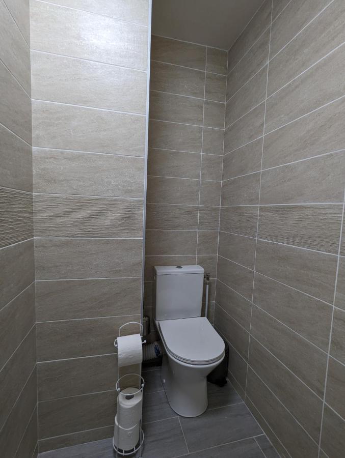 Appart Tout Confort Tres Proche Rer A Torcy  Extérieur photo