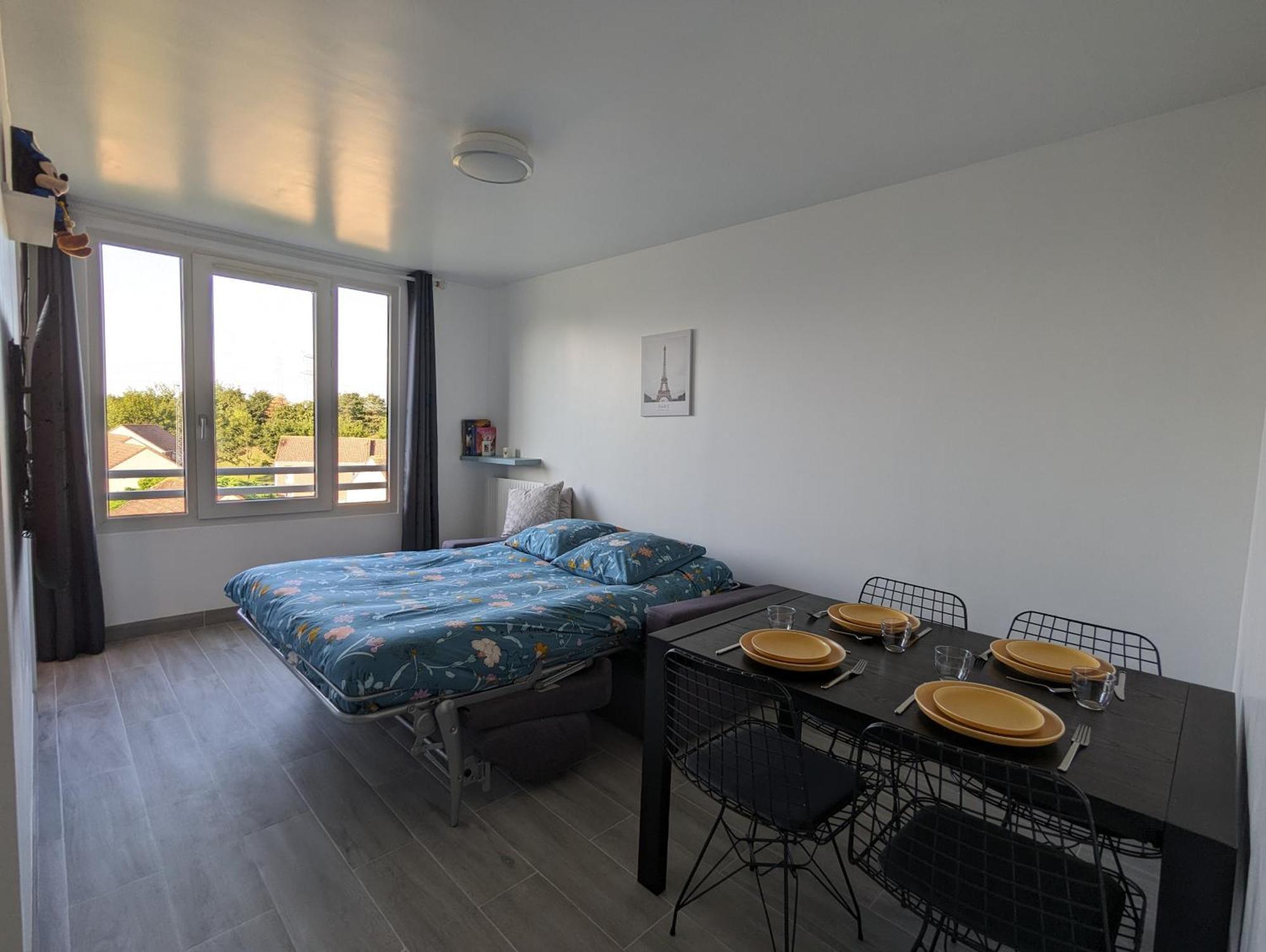 Appart Tout Confort Tres Proche Rer A Torcy  Extérieur photo